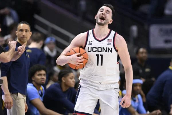 Alex Karaban Returns to UConn for Senior Season to Chase More Glory