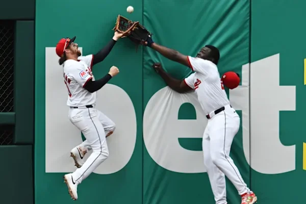 Cleveland Guardians Edge Past Twins in Extra-Inning Thriller