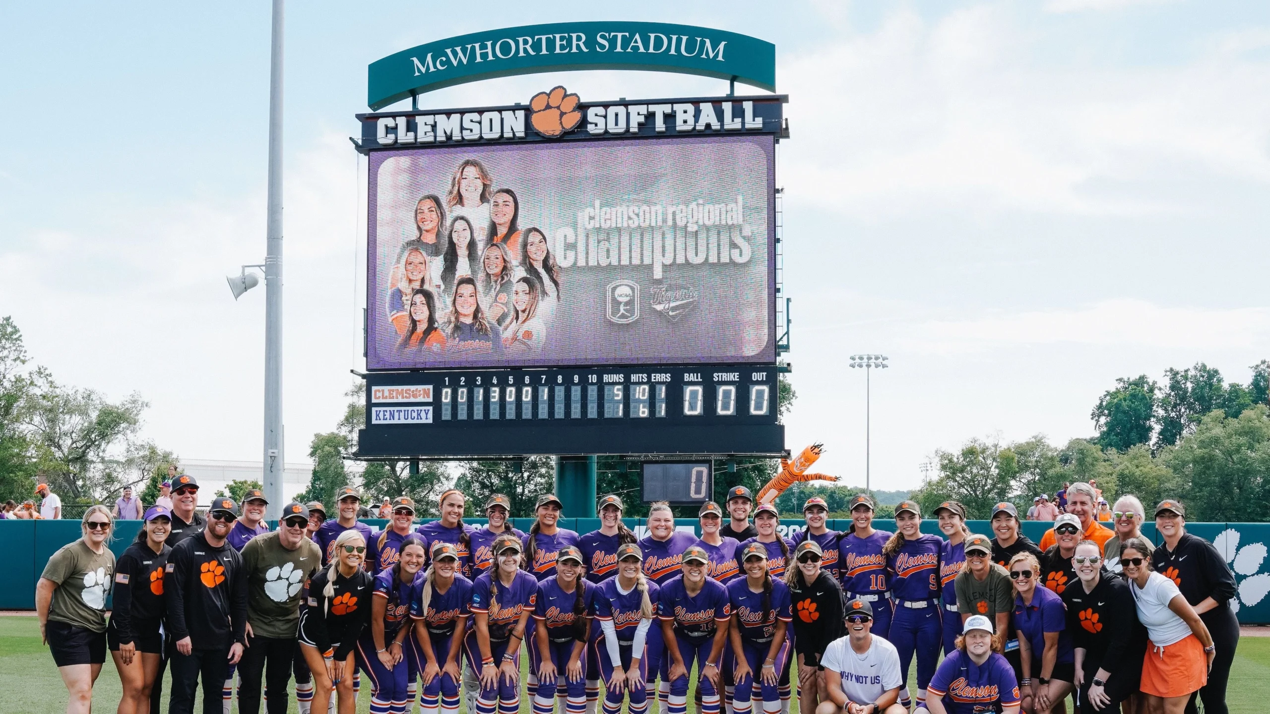 Clemson Softball Advances to NCAA Super Regionals After Defeating Kentucky