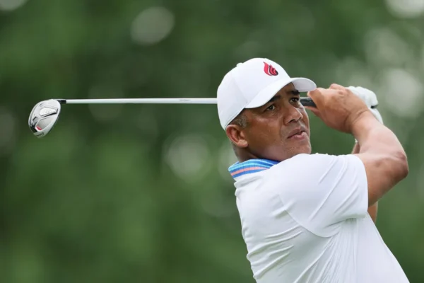 Jhonattan Vegas Surges to Early Lead at 2025 PGA Championship with Electric Opening Round