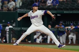 Rangers Edge Astros 1–0 Behind Jacob deGrom’s Masterclass in Series Opener