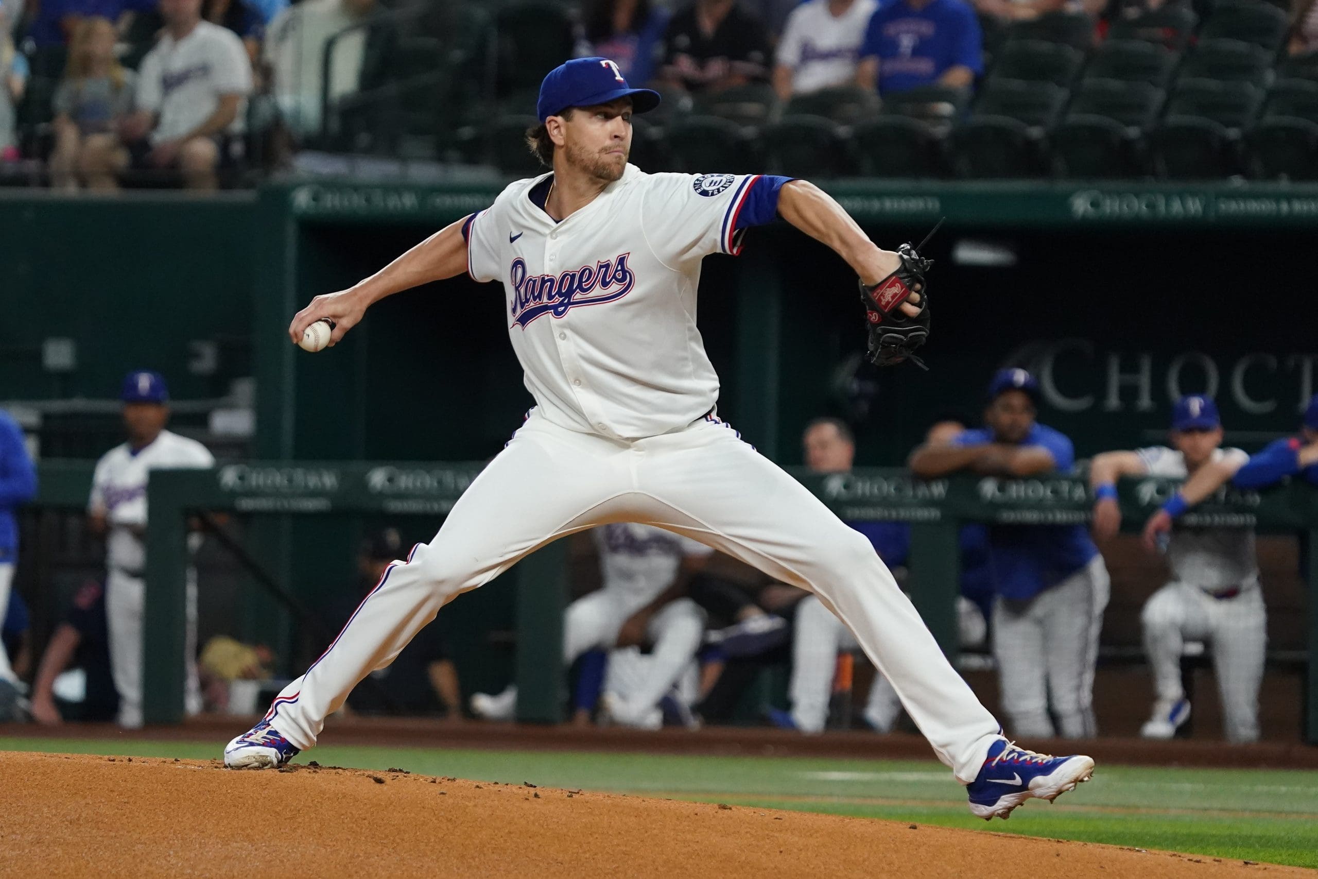 Rangers Edge Astros 1–0 Behind Jacob deGrom’s Masterclass in Series Opener