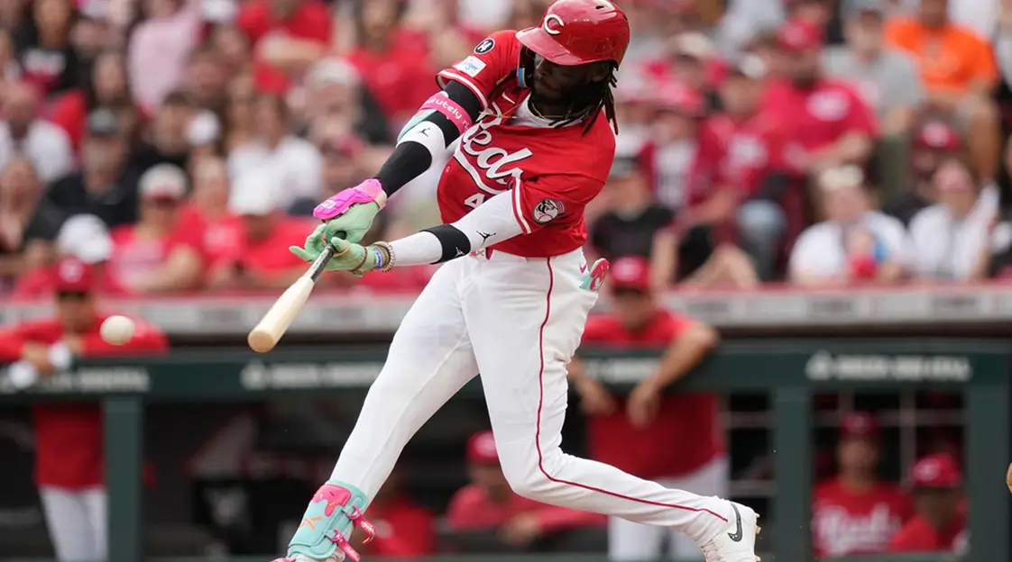 Reds Fall to White