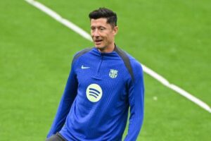 Robert Lewandowski Returns from Injury for Champions League Semi-Final Clash